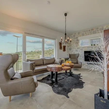 Villa White Pearl *
