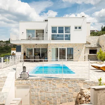 White Pearl Villa Primosten