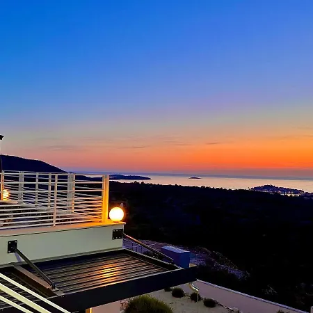 Villa White Pearl *